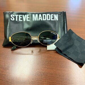 NEW Steve Madden Mystie Sunglasses with Gold Frames